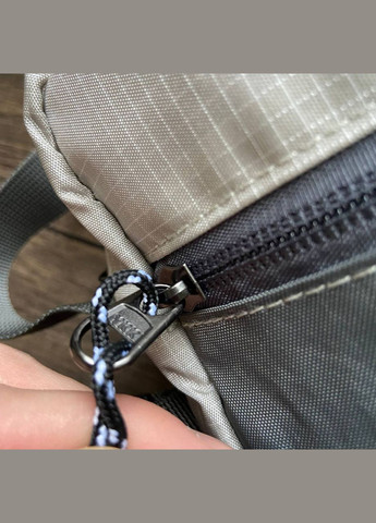 сумка через плече патагонія з шевроном чоловіча сіра Patagonia (338187711)