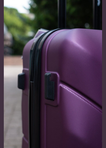 Валіза пластикова середня M з розширенням, колір шампань Wings 149 (347147052)