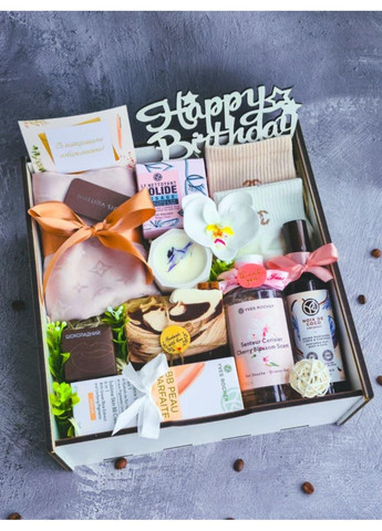 Женский подарочный набор с косметикой и косынкой для любимой девушки, жены, мамы, для подруги. No Brand (360549844)