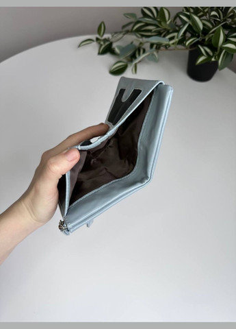 Жіночий гаманець з екошкіри на магніті середнього розміру Saralyn (296660703)