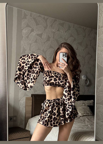 Комбінована всесезон сатинова піжама, комплект для дому топ + шорти Україна