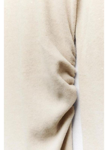 Бежева м’яка сукня soft зі зборками. Zara