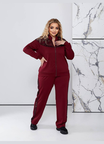 Жіночий костюм з мереживними вставками Style Point (342075820)