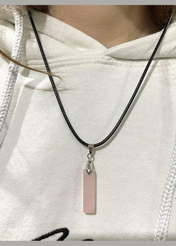 Кулон талисман с натуральным камнем кварц прямоугольной формы на цепочке в подарочной коробочке No Brand (331291759)