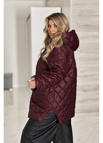 Бордовая стеганая зимняя куртка Osoblyva