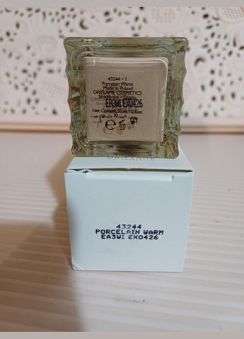 Сияющая тональная основа giordani gold spf 25 орифлейм код 43244 теплый фарфоровый Oriflame (370955357)