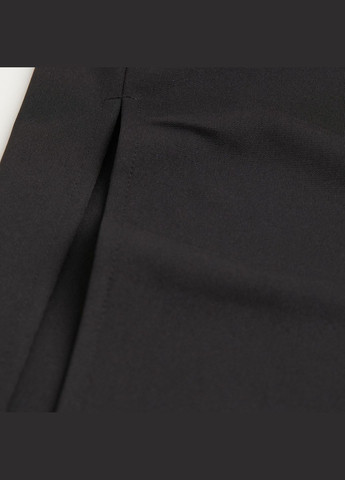 Черное кэжуал платье H&M однотонное