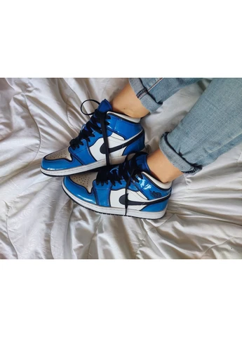 Білі літні кросівки nike 1 retro high blue white найк аір ретро No Brand