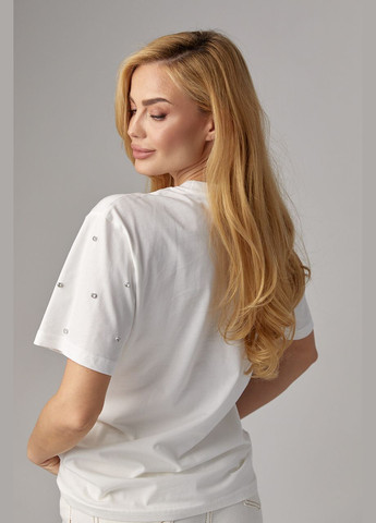 Молочна літня жіноча футболка зі стразами та вишитим написом miu miu - молочний Lurex