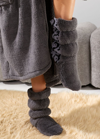 Жіночий теплий халат міді з капюшоном та чобітками Modena (305776906)