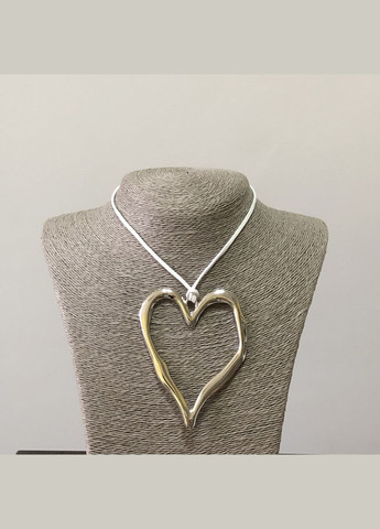 Чокер-шнурок с подвеской сердце (12-273) No Brand (314931269)