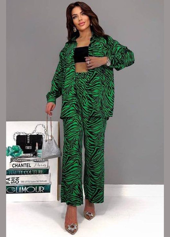 Костюм жіночий зеленого кольору Let's Shop (289719721)