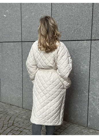 Молочное демисезонное Пальто стеганое с поясом One size молочное оверсайз No Brand