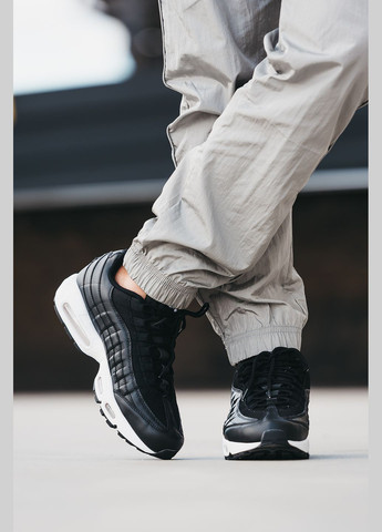 Чорні всесезон кросівки чоловічі nike air max 95 black white | найк аір макс 95 чорні білі No Brand