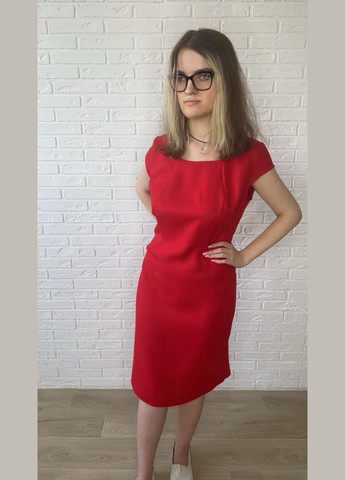 Красное повседневный, кэжуал красное однотонное льняное летнее женское платье-футляр миди платье-футболка, футляр No Brand однотонное