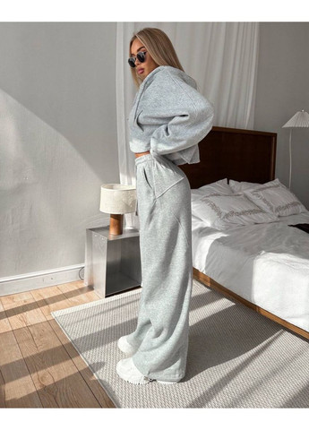 Жіночий спортивний костюм вільного силуету Україна (355803420)