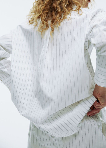 Белая кэжуал рубашка в полоску H&M