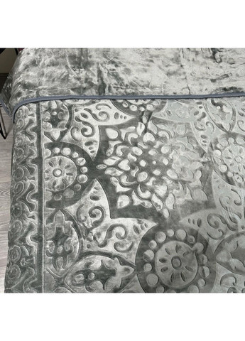 Тепле покривало на ліжко акрилове 200x230 см графітового кольору. No Brand (363834548)