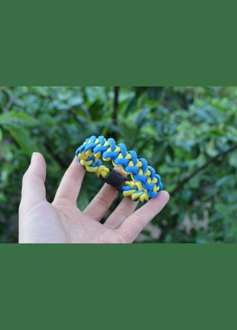 Браслет Патріот із паракорду плетіння Акулячий Зуб колір прапор України на фастексі маленькому + брелок у подарунок No Brand (341739028)