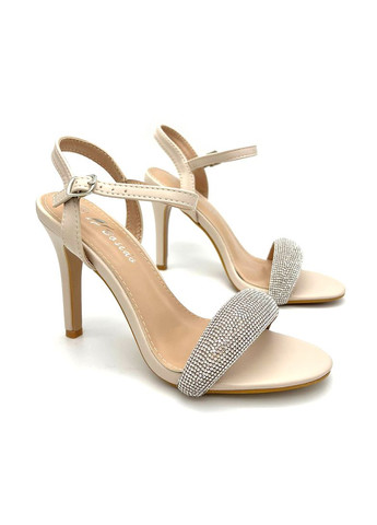 Бежевые босоножки женские со стразами на каблуках. Bosido с ремешком со стразами