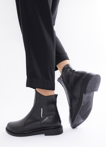 Зимние ботинки женские AMIR