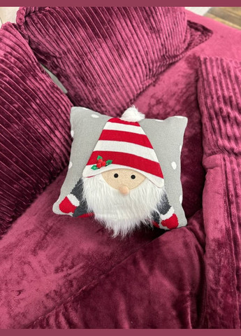 Подушка новорічна 3D Гном 14668 40х40 см No Brand (364766206)