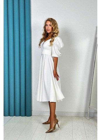 Молочное коктейльное платье прозрачная спина 24049 молочное Tanita-Romario