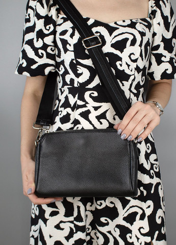 Сумка жіноча шкіряна кросободі на 3 відділення 02909 чорна Virginia Conti (300149069)