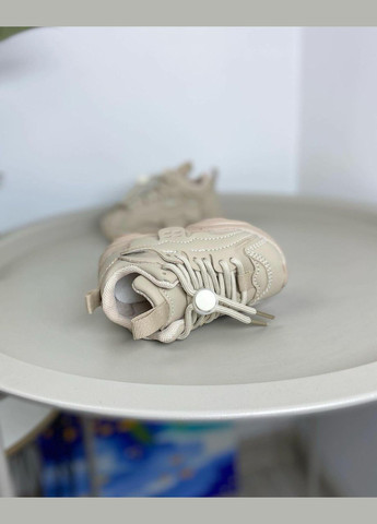 Бежеві всесезонні дитячі кросівки бежеві 1175 No Brand