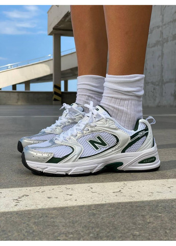 Сірі Осінні кросівки чоловічі new balance 530 green silver premium нью беланс 530 No Brand