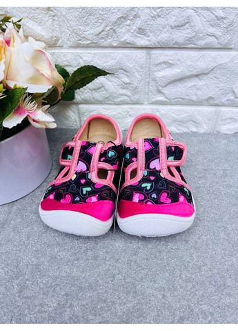 Капці з сердечками для дівчинки Weestep (349832016)