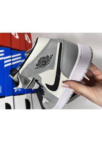 Сірі Осінні кросівки чоловічі nike jordan 1 mid grey найк аір джордан No Brand