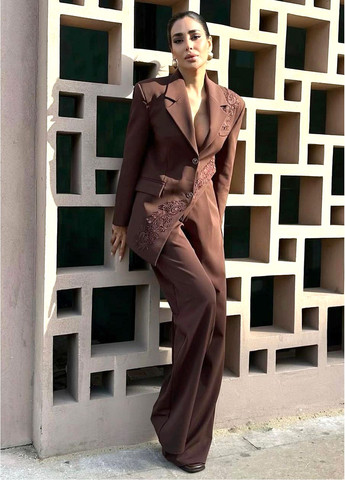 Костюм брючный ассиметричный женский в коричневом цвете. Fashion (359403310)