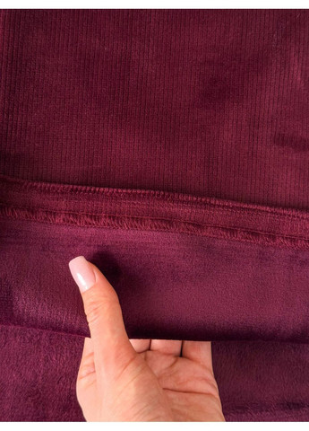 Бордовое длинное платье в велюровый рубчик No Brand