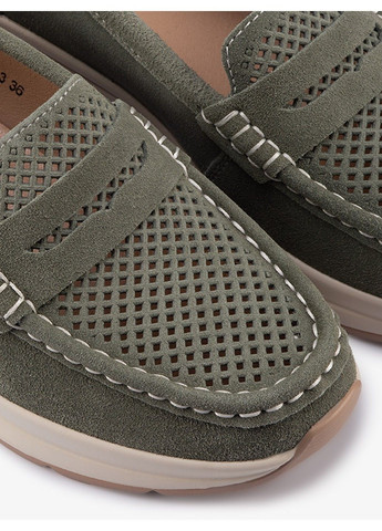 Женские женские мокасины 1101335 Buts | зелёные натуральная замша (328917026)