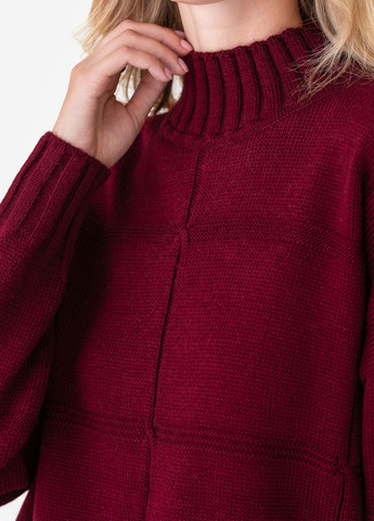 Бордовий жіночий светр з геометричним малюнком. SVTR