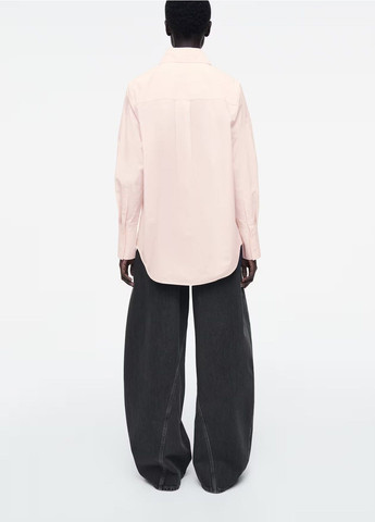 Светло-розовая классическая рубашка однотонная Cos