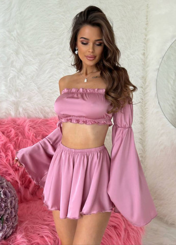 Пудровый летний нежный домашний комплект двойка: топ с открытыми плечами и длинными пышными рукавами + шорты Україна