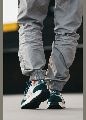 Зеленые всесезонные кроссовки мужские adidas retropy e5 green white | адидас ретропы е5 зеленые черные No Brand