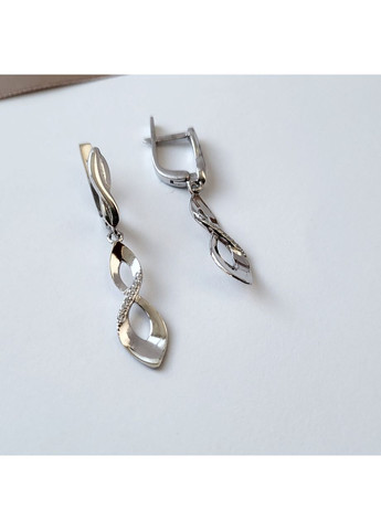 Серебряные серьги с подвеской в белых камнях серебро 925 пробы Родированное 3.40г 5873р No Brand (306743335)