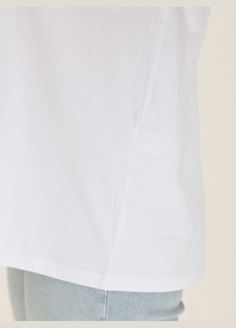 Женская футболка белая широкая однотонная большой размер JEANSclub Подовжена - (322999563)