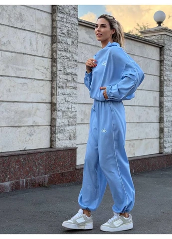 Женский споривный костюм No Brand (402225253)