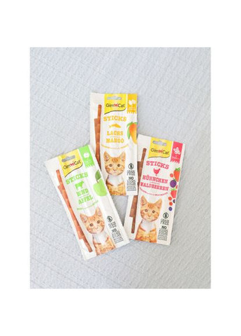 Ласощі М’ясні палички для котів, курка та лісові ягоди, 3 шт по 5 г GimCat (331651916)
