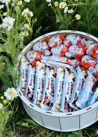 Універсальний їстівний подарунковий деревʼяний бокс 30 см — для жінки, хлопця, дівчини Ohmybuket (343051940)