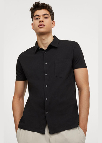Черная рубашка H&M