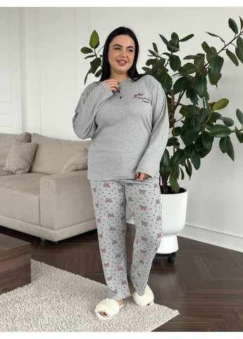 Сіра жіноча піжама plus size сіра з принтом бантиків / піжама жіноча великих розмірів сіра трикотажна бантики No Brand