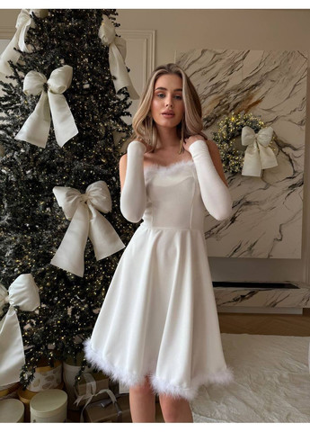 Молочное праздничный женское платье снегурочка Style Point однотонное