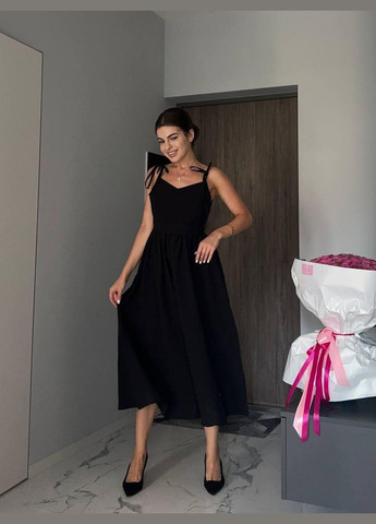 Чорна повсякденний сукня жіноча - довжина максі, однотон, на брителях JUGO однотонна