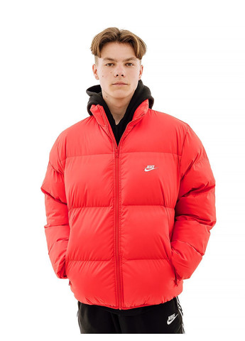 Красная зимняя мужская куртка club puffer красный Nike