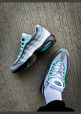 Серые демисезонные кроссовки мужские nike air max 95 gray mint black | найк аир макс 95 серые черные No Brand